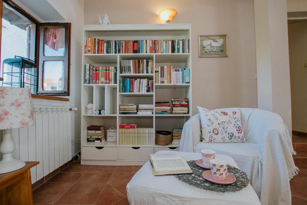 Country House Rusula Vrsine ภายนอก รูปภาพ