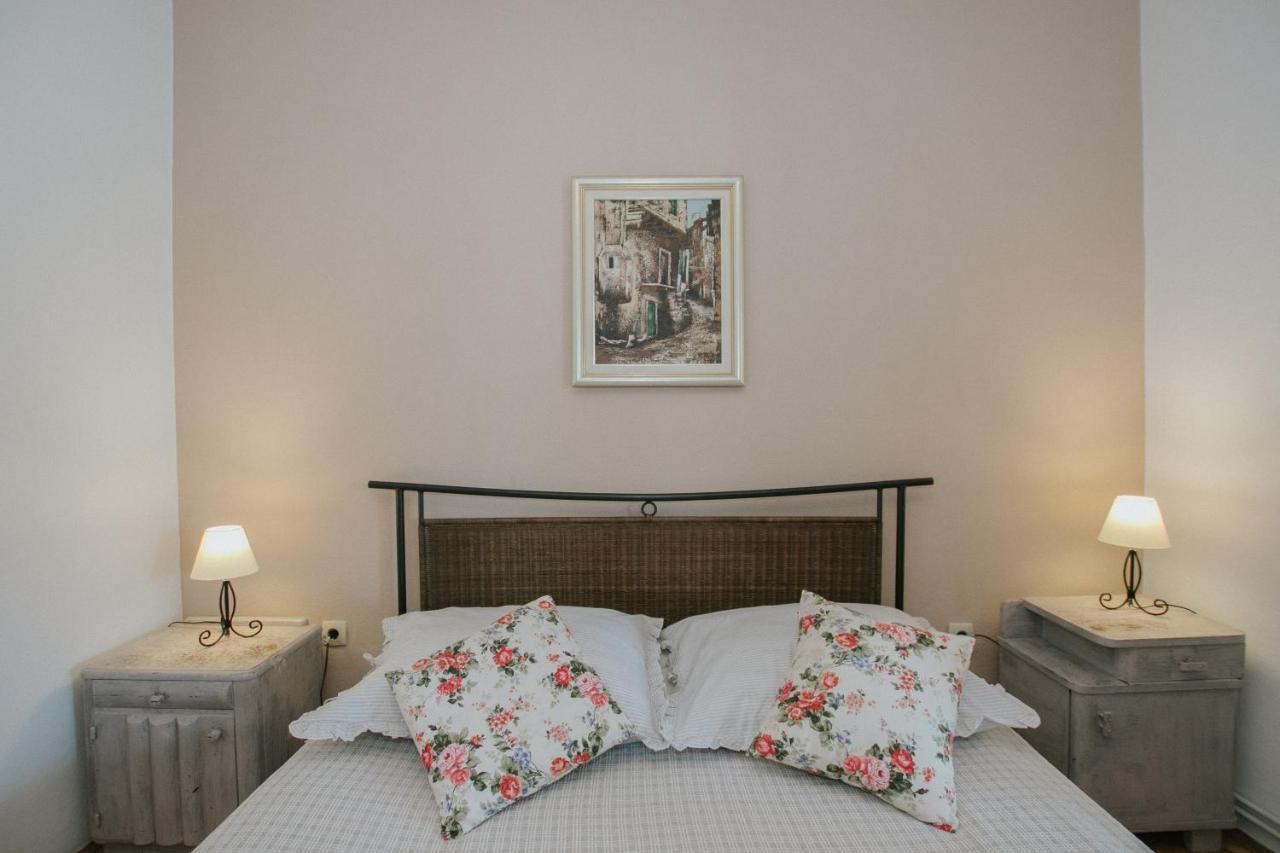 Country House Rusula Vrsine ภายนอก รูปภาพ